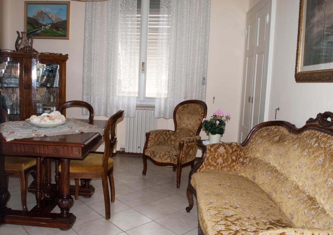 La Casa Di Tino Hotel ฟอนตาเนลลาโต ภายนอก รูปภาพ