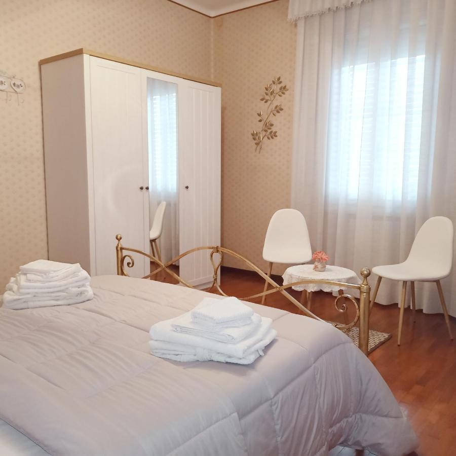 La Casa Di Tino Hotel ฟอนตาเนลลาโต ภายนอก รูปภาพ
